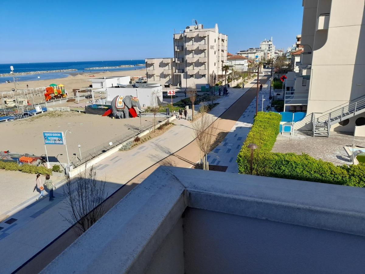 Appartamento Vista Mare Viserbella, Vicissimo Alla Fiera Rimini Exterior foto